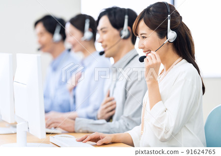 Operator Telephone Apointer Call Center Support Center Business 91624765