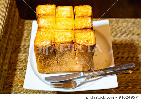 蜂蜜吐司 91624957