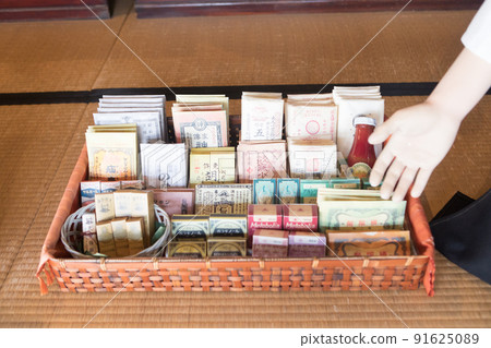 Old medicine Old medicine 91625089