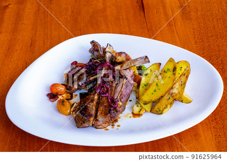 Food dishes in Kenya  91625964