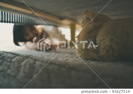 床底下的貓 91627514