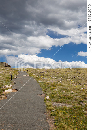 Rocky Mountain National Park Hiking Trail 91628060