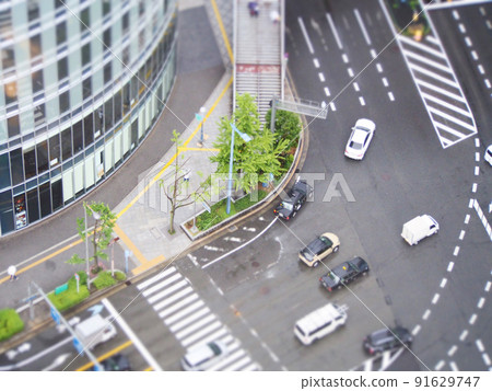 Rain traffic conditions tilt shift 91629747