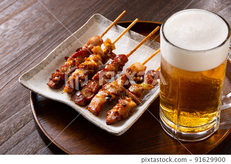 Yakitori and beer 91629900