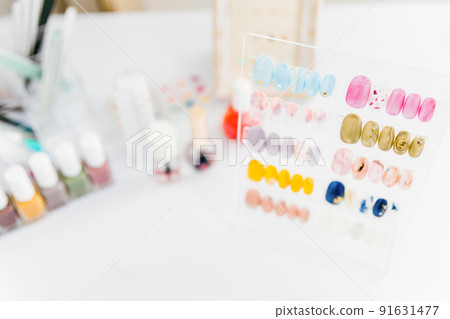 指甲貼和指甲護理產品 指甲貼和指甲護理產品 91631477