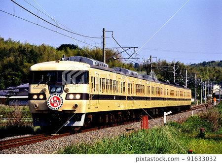 1999 117系列普通列車在奈良線運行 91633032