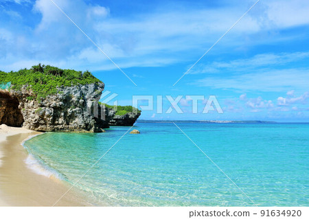 沖繩宮古島藍天和大海（照片：砂山海灘） 91634920