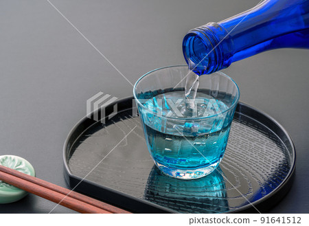 冷清酒,倒清酒 冷清酒,倒清酒 91641512