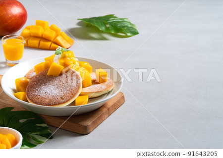 Mango Souffle Pancake Japanese Dessert Snack Mango Souffle Pancake スフレパンケーキ 91643205