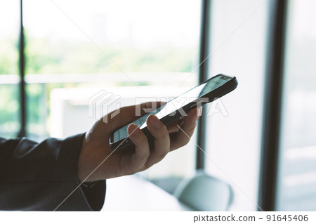 智能手機和男性 91645406