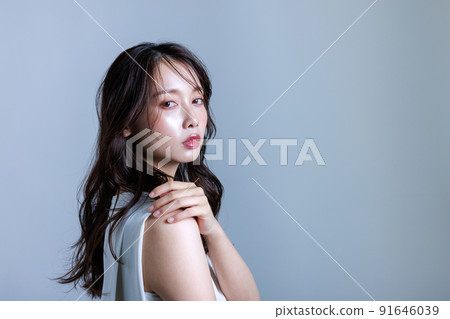 Beautiful woman Beautiful woman 91646039