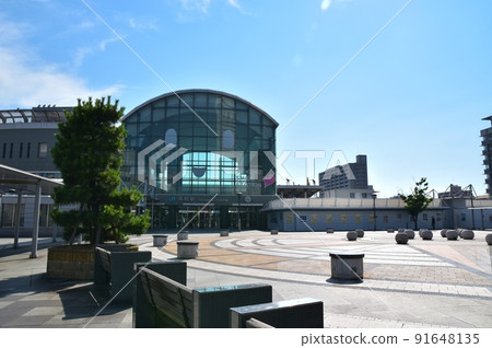 In front of Takamatsu station in fine weather, Kagawa In front of Takamatsu station in fine weather, Kagawa 91648135