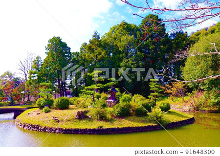 Negoro-ji Temple Autumn scenery 91648300