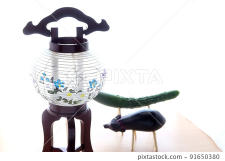 Bon lanterns and spirit horses decorated for the ancestor memorial service of Obon Image of the first bon of cow horse made of vegetables 91650380