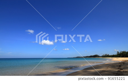 beautiful white clouds, blue sky, sea and beach. scenery of thai sea. beautiful white clouds, blue sky, sea and beach. scenery of thai sea. 91655221