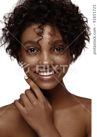 African American skincare models with perfect skin and curly hair. Beauty spa treatment concept. 91655725