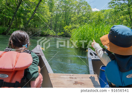 Kushiro River headwaters for canoeing in early summer 91656541