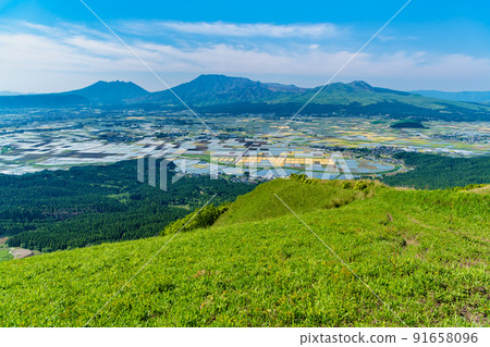 Mt. Aso, Aso City, Kumamoto Prefecture-View from Daikanbo- 91658096