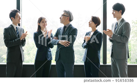 鼓掌事業群 鼓掌事業群 91658386