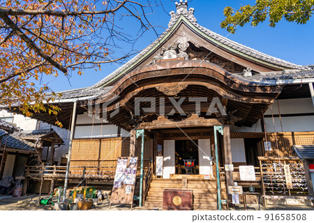 Omihachiman City, Shiga Prefecture The main hall and precincts of Murakumo Gosho on the summit of Mt. 91658508