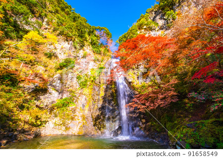 錦州染成的美濃瀑布 錦州染成的美濃瀑布 91658549