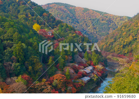 View of Kinshu Hozukyo from Arashiyama Park Observatory 91659680