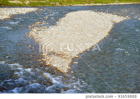 【富山縣魚津市】早月川河口附近的沙洲 91659888