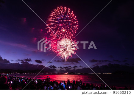 獨立日凱盧阿海灘煙花 獨立日凱盧阿海灘煙花 91660210