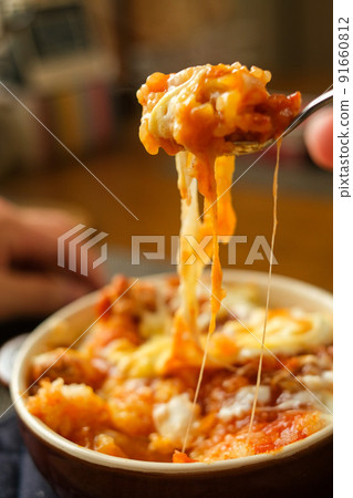 奶酪融化的多利亞 91660812