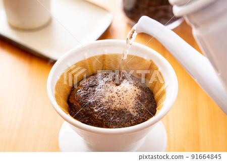 To make coffee 91664845