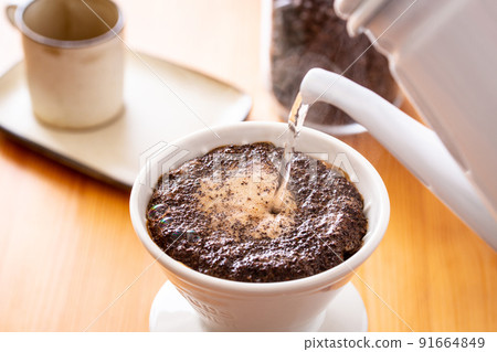 To make coffee 91664849