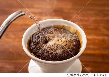 To make coffee To make coffee 91664871