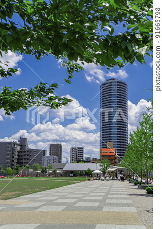 豐島區東池袋的池太陽公園和高層公寓 91665798