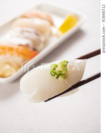 用鹽檸檬吃的握壽司 91666512