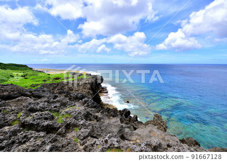 沖繩本島最北端的邊戶岬,沖繩縣國頭村邊戶山原國立公園 沖繩本島最北端的邊戶岬,沖繩縣國頭村邊戶山原國立公園 91667128