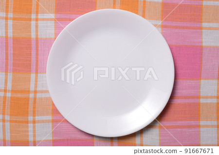 White plate background material 91667671