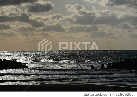 Ishikawa Prefecture Komaiko Beach 91669203
