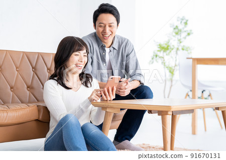 夫妻/家庭/夫妻/生活/生活方式 91670131