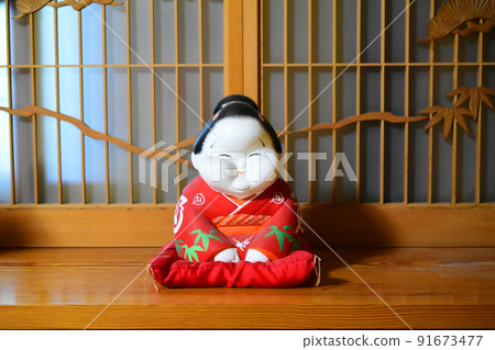 Okame figurine Okame figurine 91673477