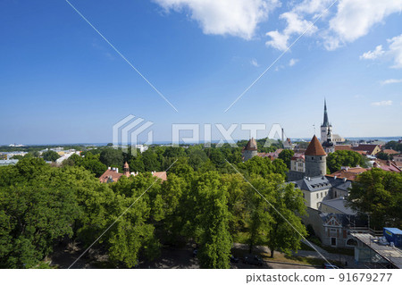 Panoramic view of Tallinn, Estonia 91679277