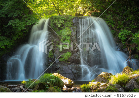 Tenei Village, Fukushima Prefecture, Fresh Green Myojin Falls Tenei Village, Fukushima Prefecture, Fresh Green Myojin Falls 91679529