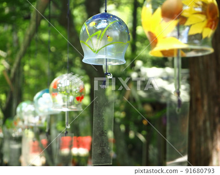 夏季傳統，涼風圖像，風鈴（螢火蟲） 91680793