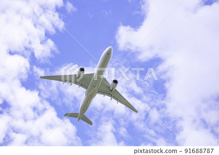飛機起飛空客 A350-900 91688787