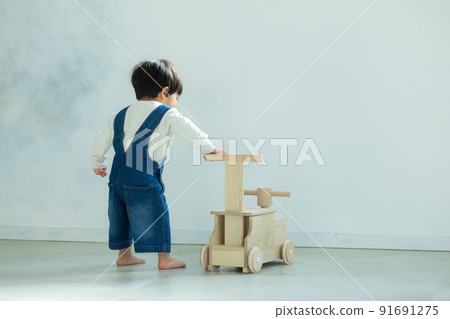 1歲和2歲男孩 91691275