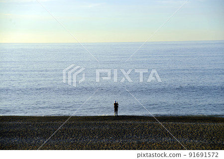 [Shimoniikawa-gun, Toyama Prefecture] Jade coast 100 selections of Japanese beaches Miyazaki / Sakai coast people looking for jade 91691572