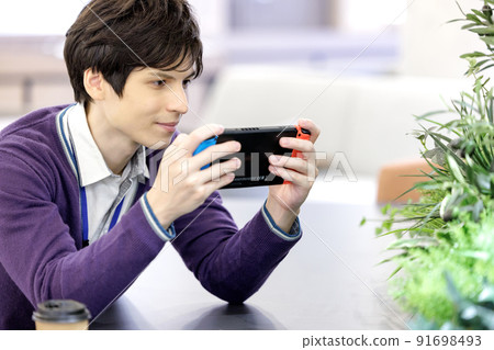 Men playing games Men playing games 91698493
