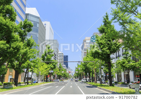 Shinsaibashi, Chuo-ku, Osaka City Midosuji in early summer 91700782
