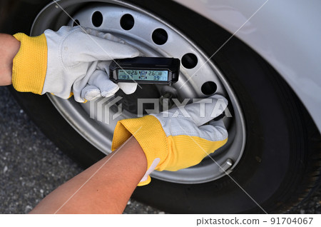 胎壓監測車露營車 91704067