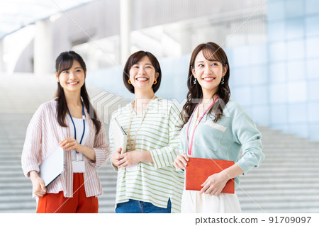 辦公室業務女人 91709097