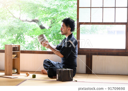 Man to appraise 91709698